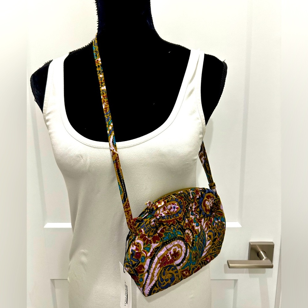 Vera Bradley Camera Bag Crossbody NWT ❤️‍🔥FIRM PRICE❤️‍🔥
